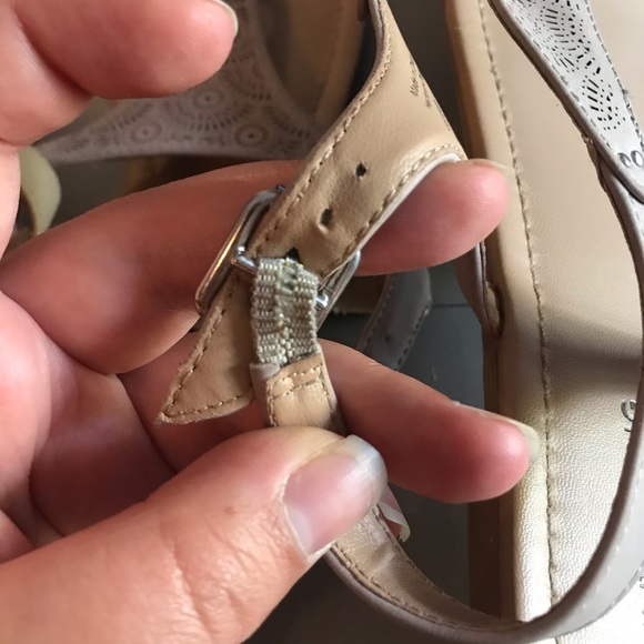 CALL IT SPRING Thong Sandal Lot - Picture 15 of 16